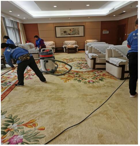 万州地毯清洗案例图片