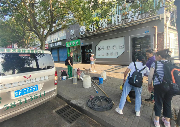 2022年7月25日重庆市万州区乐缘电竞网吧门头清洗服务由重庆美万家保洁服务有限公司万州分公司承接，并圆满完成任务，且得到甲方一致好评。