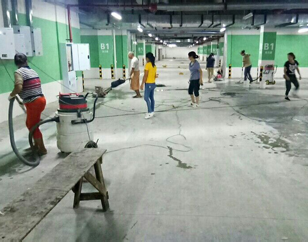 2018年8月21日长江之星清洗地下车库由重庆美万家保洁服务有限公司承接并保值完成，取得甲方一致好评！